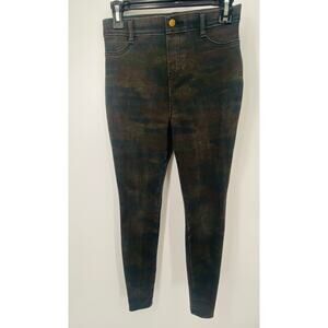 Time & Tru Camouflage Leggings